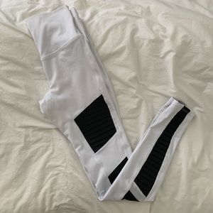Alo Yoga White and Black Leggings